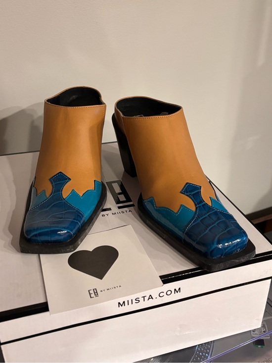 Miista Shoes - NIB E8 by Miista Dory Western Cowboy Beige Turquoise Blue Croc Leather Mules 38